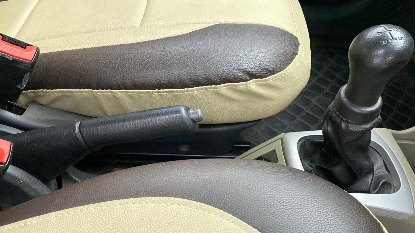 2014 Maruti Alto K10 VXI P, Petrol, Manual, 64,603 km, Gear Lever