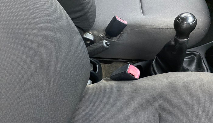 2011 Toyota Etios G, Petrol, Manual, 23,051 km, Gear Lever