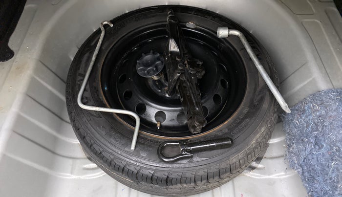 2011 Toyota Etios G, Petrol, Manual, 23,051 km, Spare Tyre