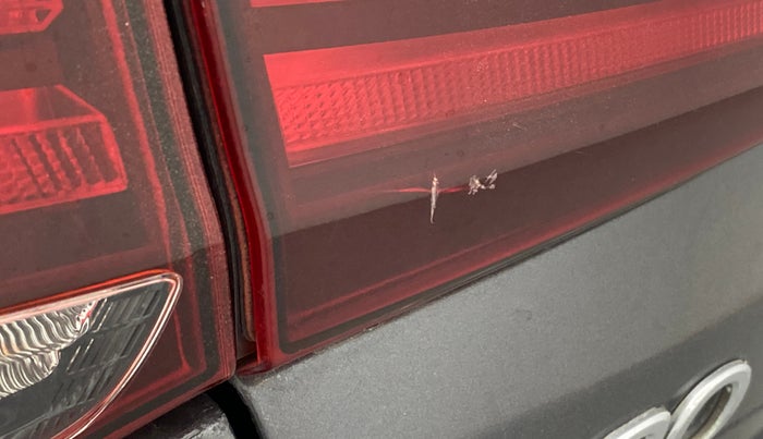 2019 Hyundai Elite i20 SPORTZ PLUS  1.2 CVT, Petrol, Automatic, 46,366 km, Left tail light - Minor damage
