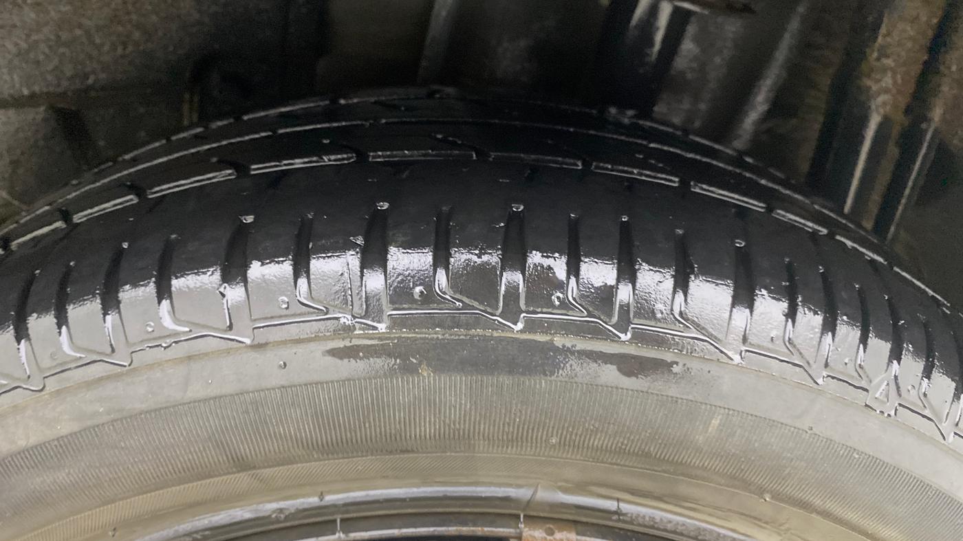 2020 Tata TIGOR XZ PETROL, CNG, Manual, 72,235 km, Left Rear Tyre Tread
