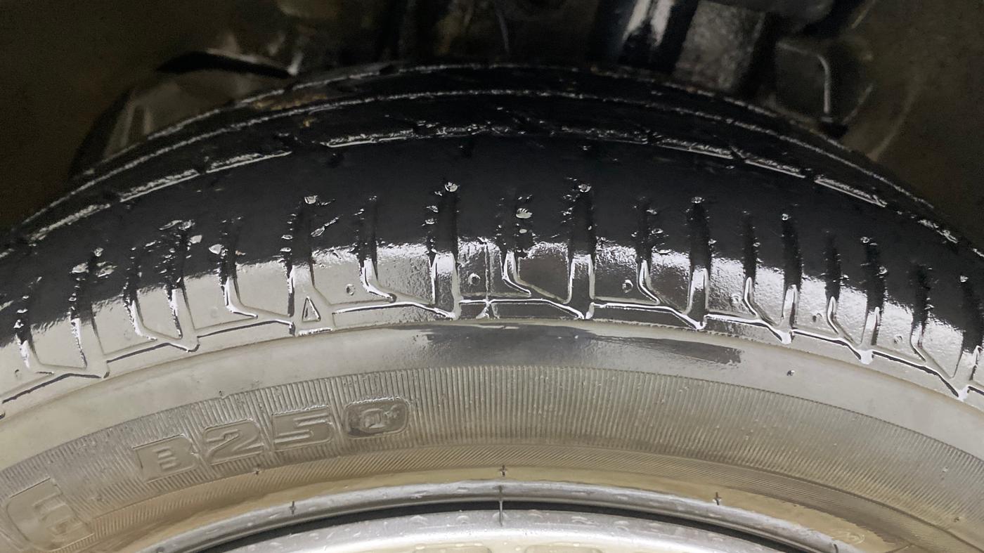 2020 Tata TIGOR XZ PETROL, CNG, Manual, 72,235 km, Left Front Tyre Tread