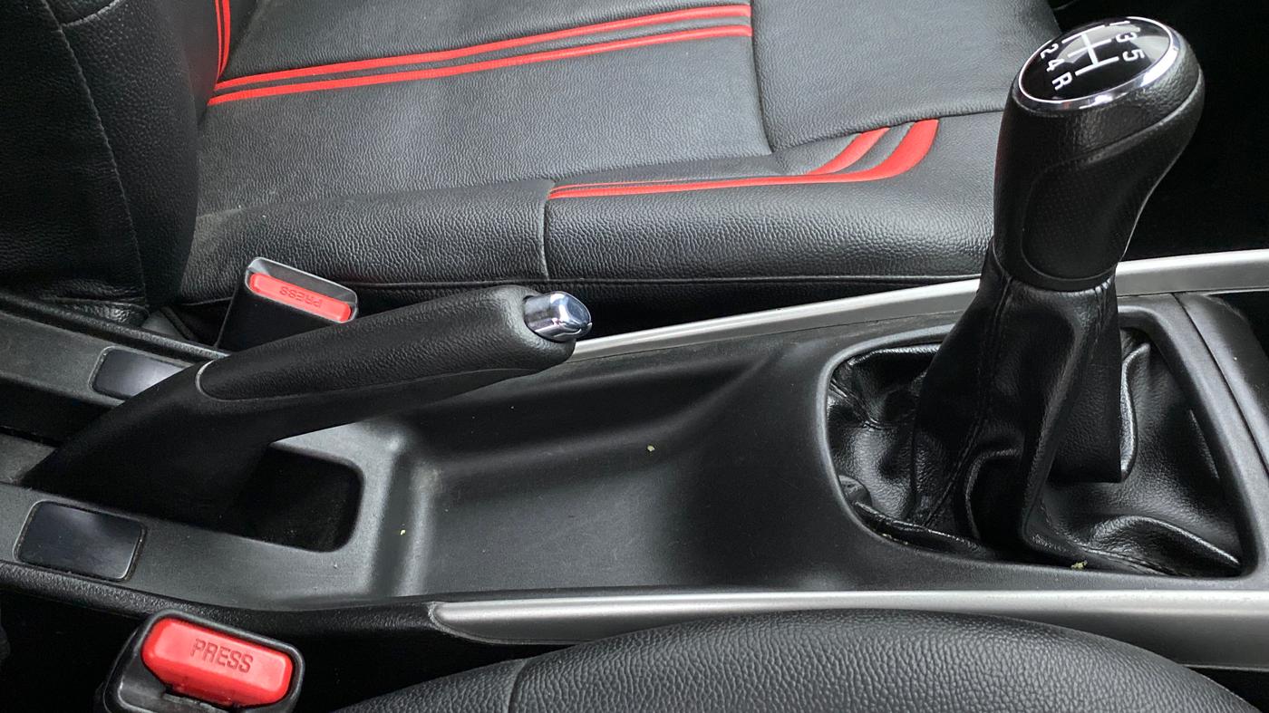 2018 Maruti Baleno DELTA 1.2 K12, Petrol, Manual, 21,910 km, Gear Lever
