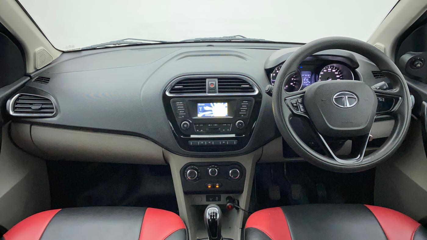 2018 Tata Tiago XZ PETROL, Petrol, Manual, 74,190 km, Dashboard
