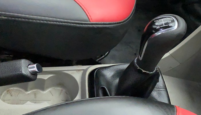 2018 Tata Tiago XZ PETROL, Petrol, Manual, 74,190 km, Gear Lever