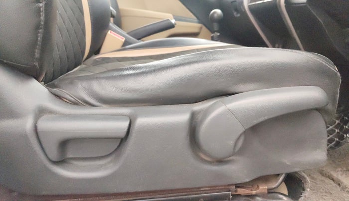 2017 Honda City 1.5L I-VTEC SV, Petrol, Manual, 86,185 km, Driver Side Adjustment Panel