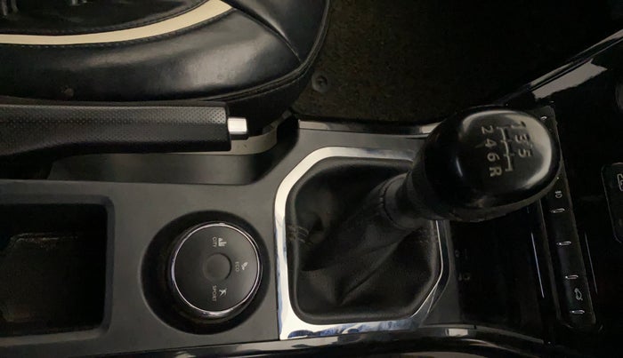 2019 Tata NEXON XZ PETROL, Petrol, Manual, 68,505 km, Gear Lever