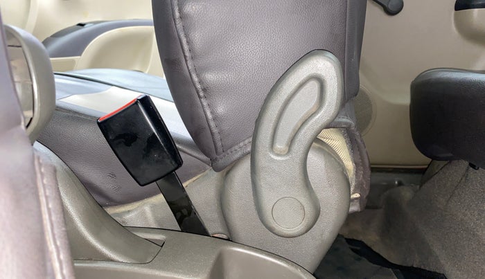 2012 Hyundai i10 ERA 1.1, Petrol, Manual, 41,877 km, Driver Side Adjustment Panel