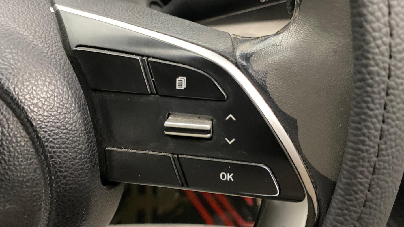 2023 Hyundai VENUE SX 1.2 PETROL, Petrol, Manual, 15,640 km, Adaptive Cruise Control