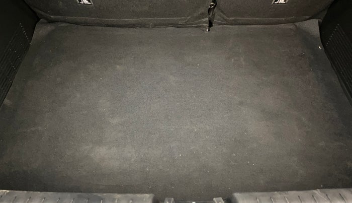 2023 Hyundai VENUE SX 1.2 PETROL, Petrol, Manual, 15,640 km, Boot Inside