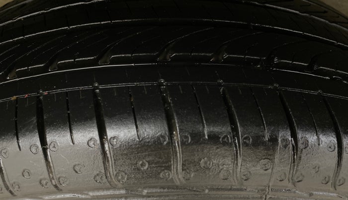 2023 Hyundai VENUE SX 1.2 PETROL, Petrol, Manual, 15,640 km, Right Rear Tyre Tread