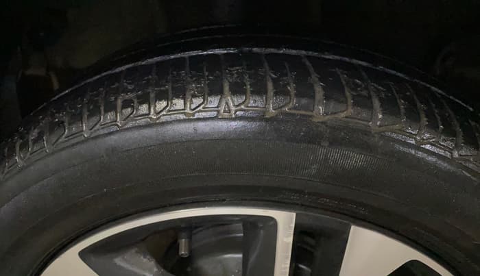2021 Tata Tiago XZA PLUS PETROL, Petrol, Automatic, 46,320 km, Right Rear Tyre Tread