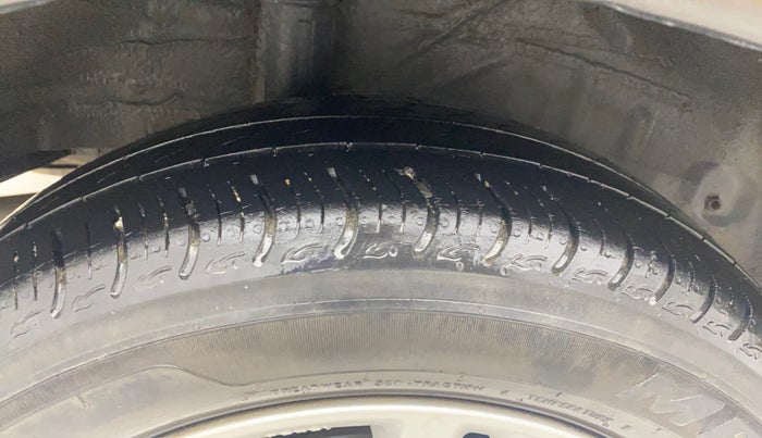 2019 Honda Amaze 1.2L I-VTEC V, Petrol, Manual, 28,432 km, Right Rear Tyre Tread