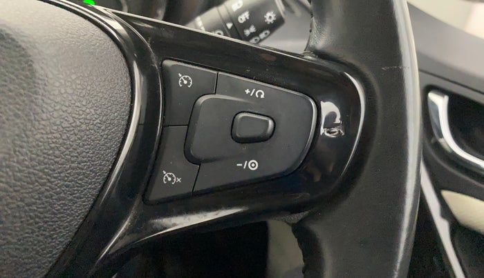 2022 Tata NEXON XZ PLUS SUNROOF DIESEL DUAL TONE, Diesel, Manual, 44,739 km, Adaptive Cruise Control