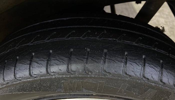 2018 Maruti Wagon R 1.0 VXI, Petrol, Manual, 20,664 km, Left Rear Tyre Tread