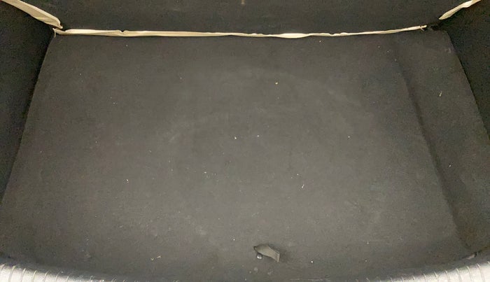 2016 Hyundai Grand i10 SPORTZ 1.2 KAPPA VTVT, Petrol, Manual, 28,348 km, Boot Inside