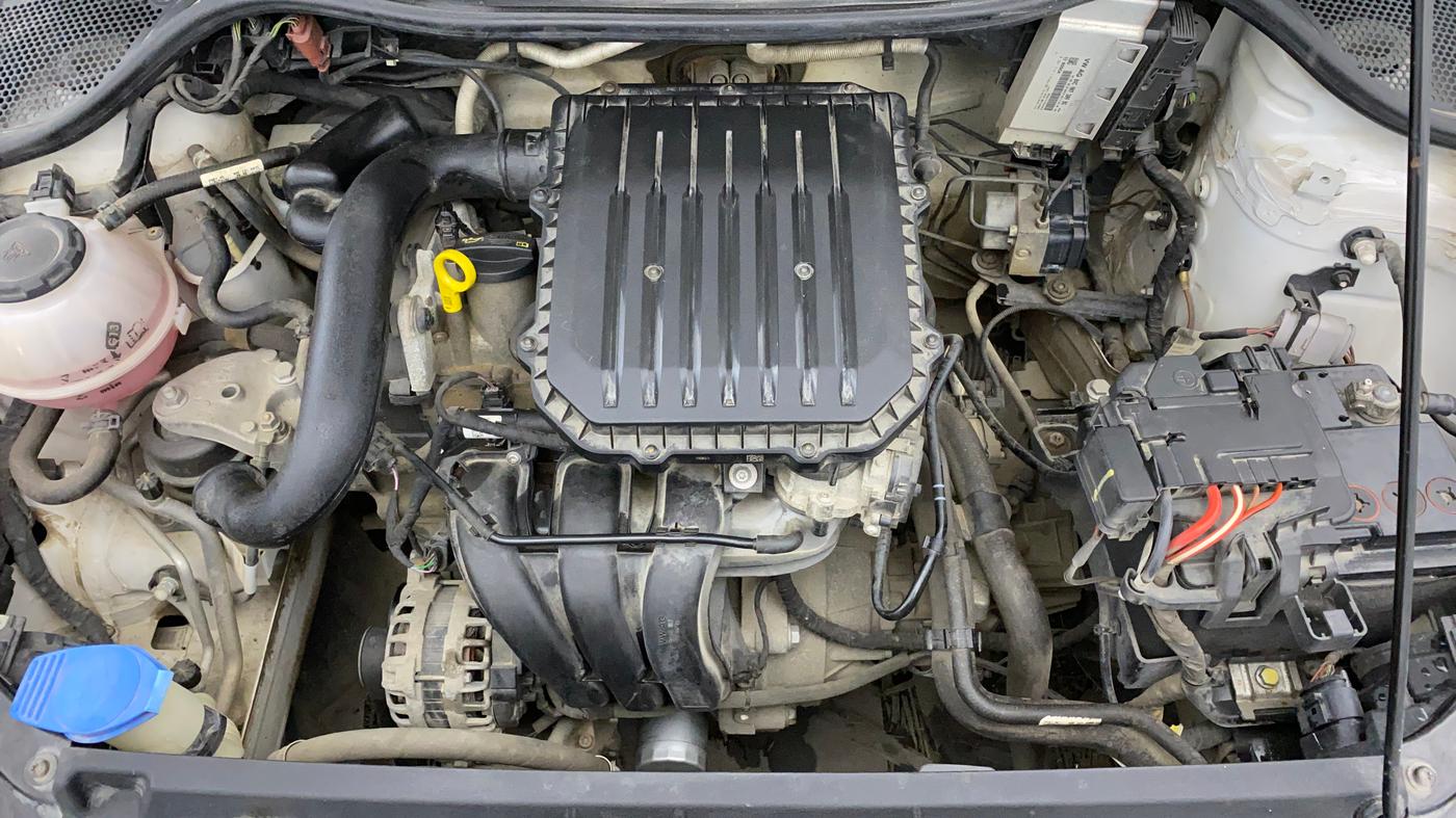 2019 Volkswagen Polo COMFORTLINE 1.0L MPI, Petrol, Manual, 46,320 km, Engine View