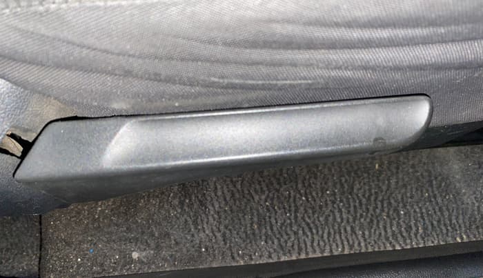 2021 Skoda KUSHAQ ACTIVE 1.0L TSI MT, Petrol, Manual, 35,092 km, Driver Side Adjustment Panel