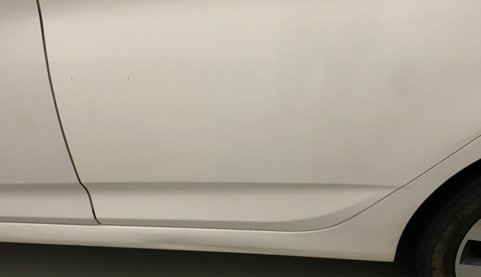 2015 Hyundai Verna FLUIDIC 4S 1.6 VTVT S(O), Petrol, Manual, 64,530 km, Rear left door - Minor scratches