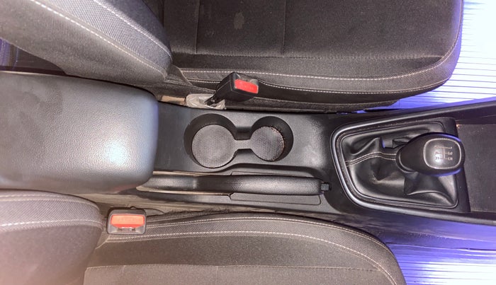 2020 Hyundai NEW I20 MAGNA 1.2 MT, Petrol, Manual, 67,908 km, Gear Lever