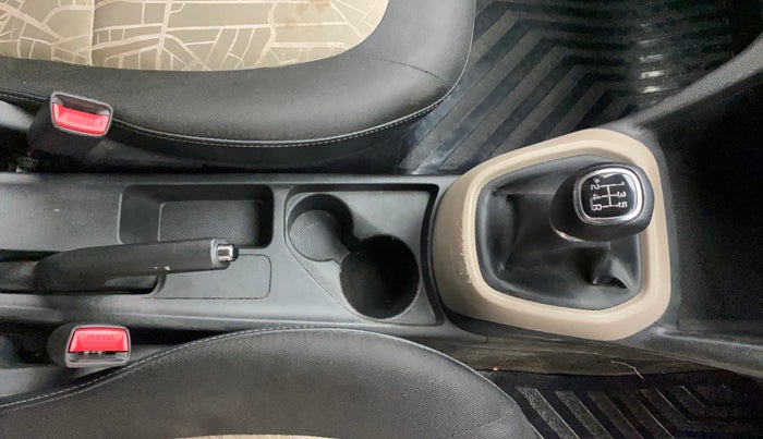 2018 Hyundai Grand i10 ASTA 1.2 KAPPA VTVT, Petrol, Manual, 35,941 km, Gear Lever