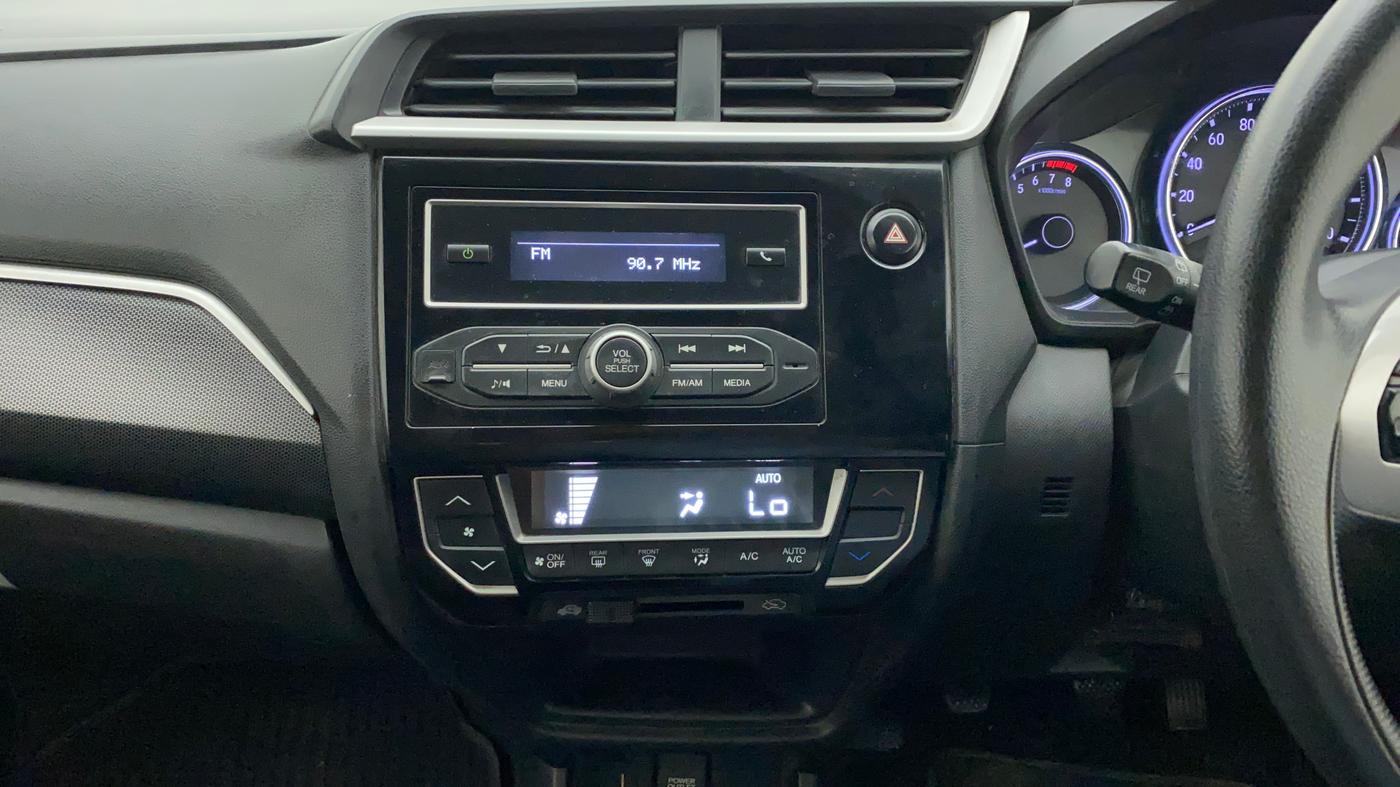 2016 Honda BR-V 1.5L I-VTEC V, Petrol, Manual, 78,332 km, Air Conditioner