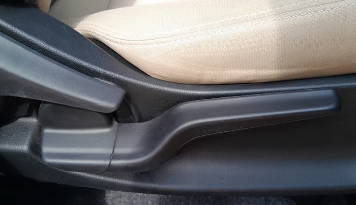 2021 Honda Amaze 1.2L I-VTEC VX CVT, Petrol, Automatic, 62,910 km, Driver Side Adjustment Panel