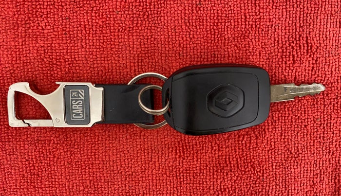 2017 Renault Kwid RXT, Petrol, Manual, 18,340 km, Key Close Up