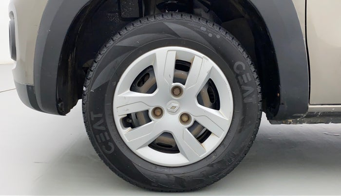 2017 Renault Kwid RXT, Petrol, Manual, 18,340 km, Left Front Wheel