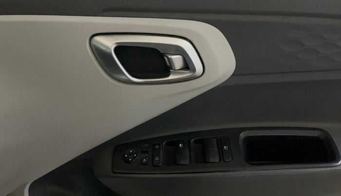 2022 Hyundai GRAND I10 NIOS SPORTZ 1.2 KAPPA VTVT CNG, CNG, Manual, 86,922 km, Driver Side Door Panels Control