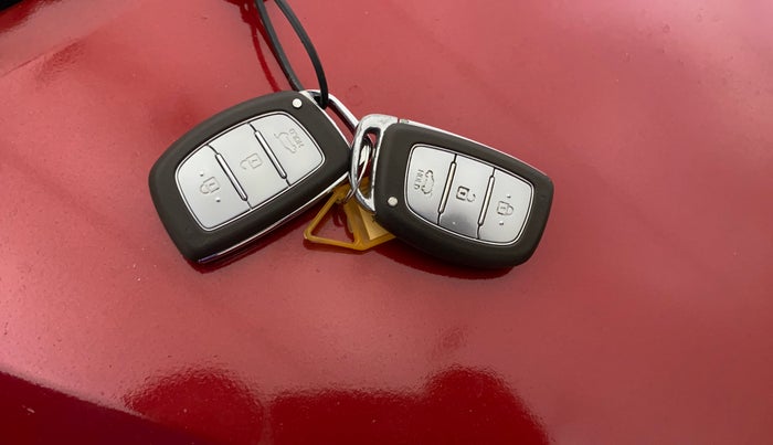 2018 Hyundai Elite i20 ASTA 1.4 CRDI (O), Diesel, Manual, 1,03,511 km, Key Close Up