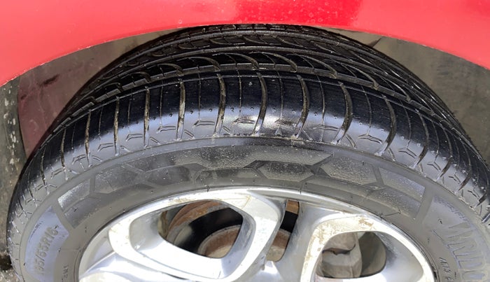 2018 Hyundai Elite i20 ASTA 1.4 CRDI (O), Diesel, Manual, 1,03,511 km, Right Front Tyre Tread