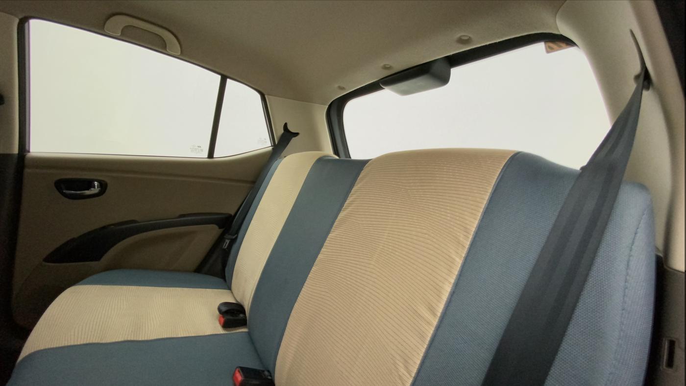 2012 Hyundai i10 MAGNA 1.2, Petrol, Manual, 88,108 km, Right Side Rear Door Cabin