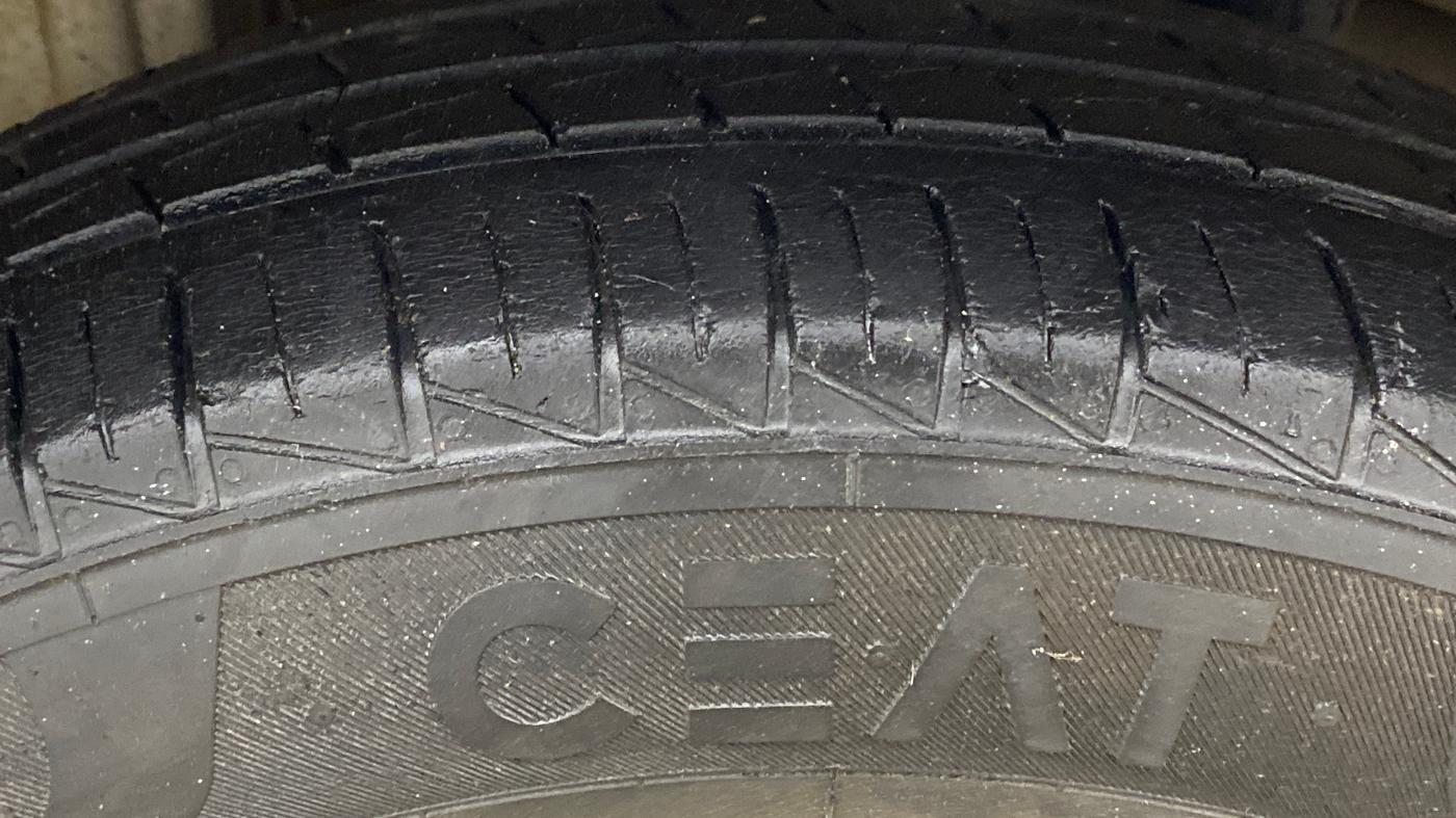 2021 Maruti Alto LXI, Petrol, Manual, 26,927 km, Right Rear Tyre Tread