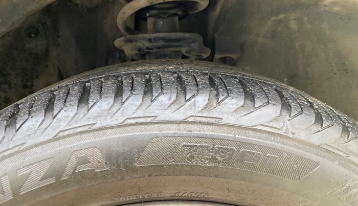 2019 Jeep Compass LIMITED PLUS PETROL AT, Petrol, Automatic, 20,584 km, Right Front Tyre Tread