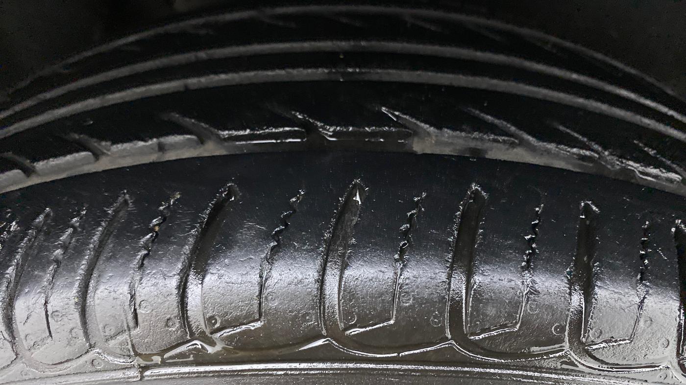 2019 Ford Ecosport TITANIUM + 1.5L PETROL AT, Petrol, Automatic, 41,644 km, Right Rear Tyre Tread