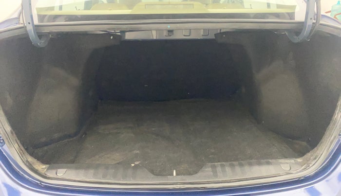 2018 Maruti Ciaz ALPHA 1.4 PETROL, Petrol, Manual, 1,22,682 km, Boot Inside