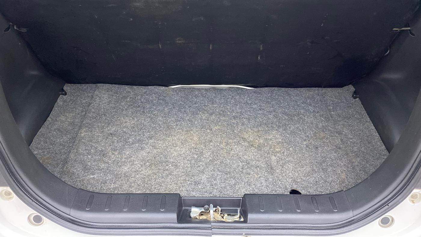 2019 Maruti Alto LXI, Petrol, Manual, 14,159 km, Boot Inside
