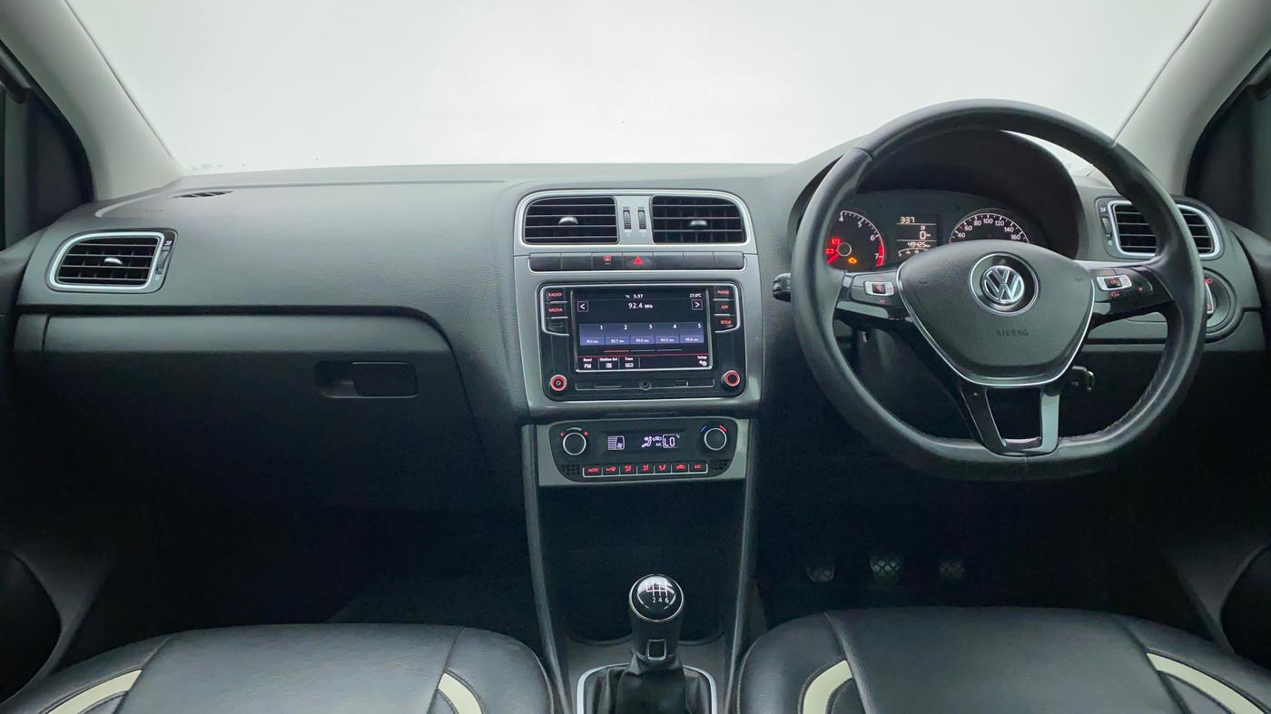 2020 Volkswagen Polo HIGH LINE PLUS 1.0, Petrol, Manual, 49,478 km, Dashboard
