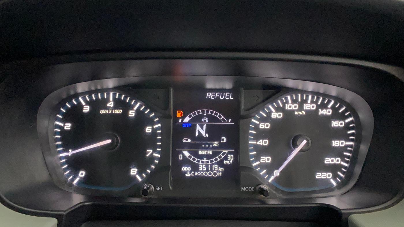 2022 Tata PUNCH ADVENTURE AMT, Petrol, Automatic, 35,076 km, Odometer Image