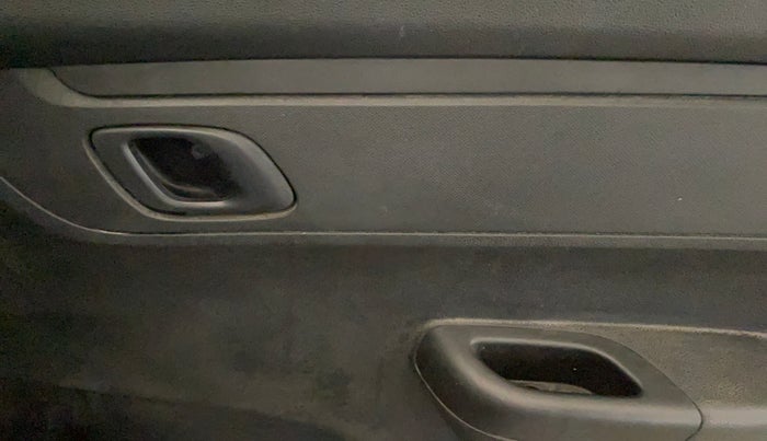 2021 Renault Kwid RXL, Petrol, Manual, 44,904 km, Driver Side Door Panels Control