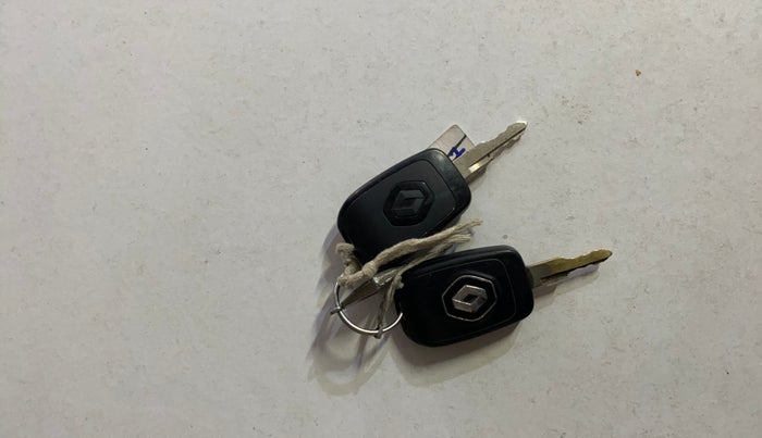 2021 Renault Kwid RXL, Petrol, Manual, 44,904 km, Key Close Up