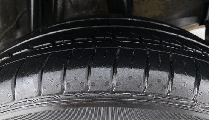 2022 Honda City 1.5L I-VTEC V MT 4TH GEN, Petrol, Manual, 21,636 km, Left Rear Tyre Tread