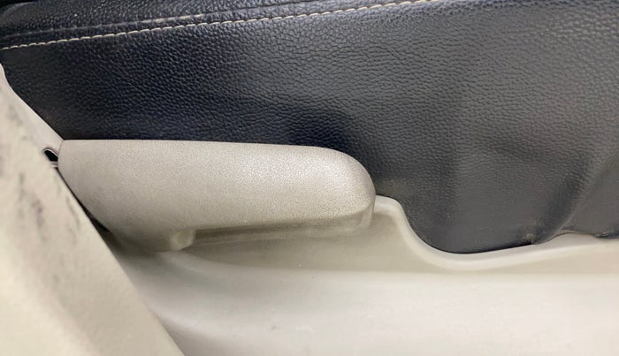 2015 Maruti Celerio VXI AMT, Petrol, Automatic, 59,953 km, Driver Side Adjustment Panel