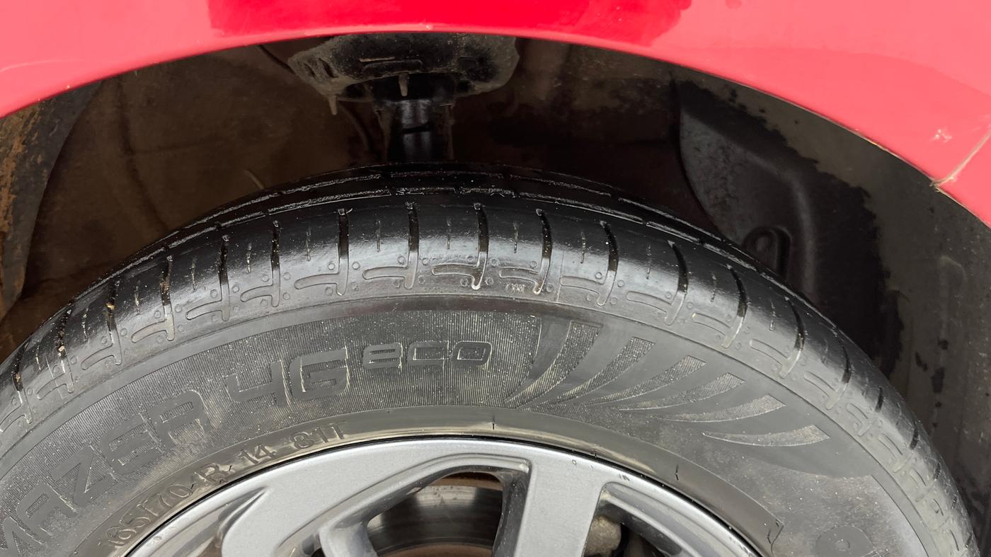 2022 Hyundai GRAND I10 NIOS SPORTZ 1.2 KAPPA VTVT, Petrol, Manual, 27,380 km, Right Front Tyre Tread