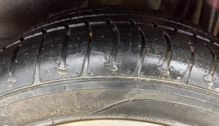 2018 Tata Tiago XZA PETROL, CNG, Automatic, 34,227 km, Left Rear Tyre Tread