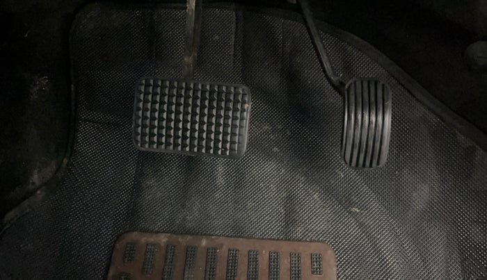 2018 Tata Tiago XZA PETROL, CNG, Automatic, 34,227 km, Pedals