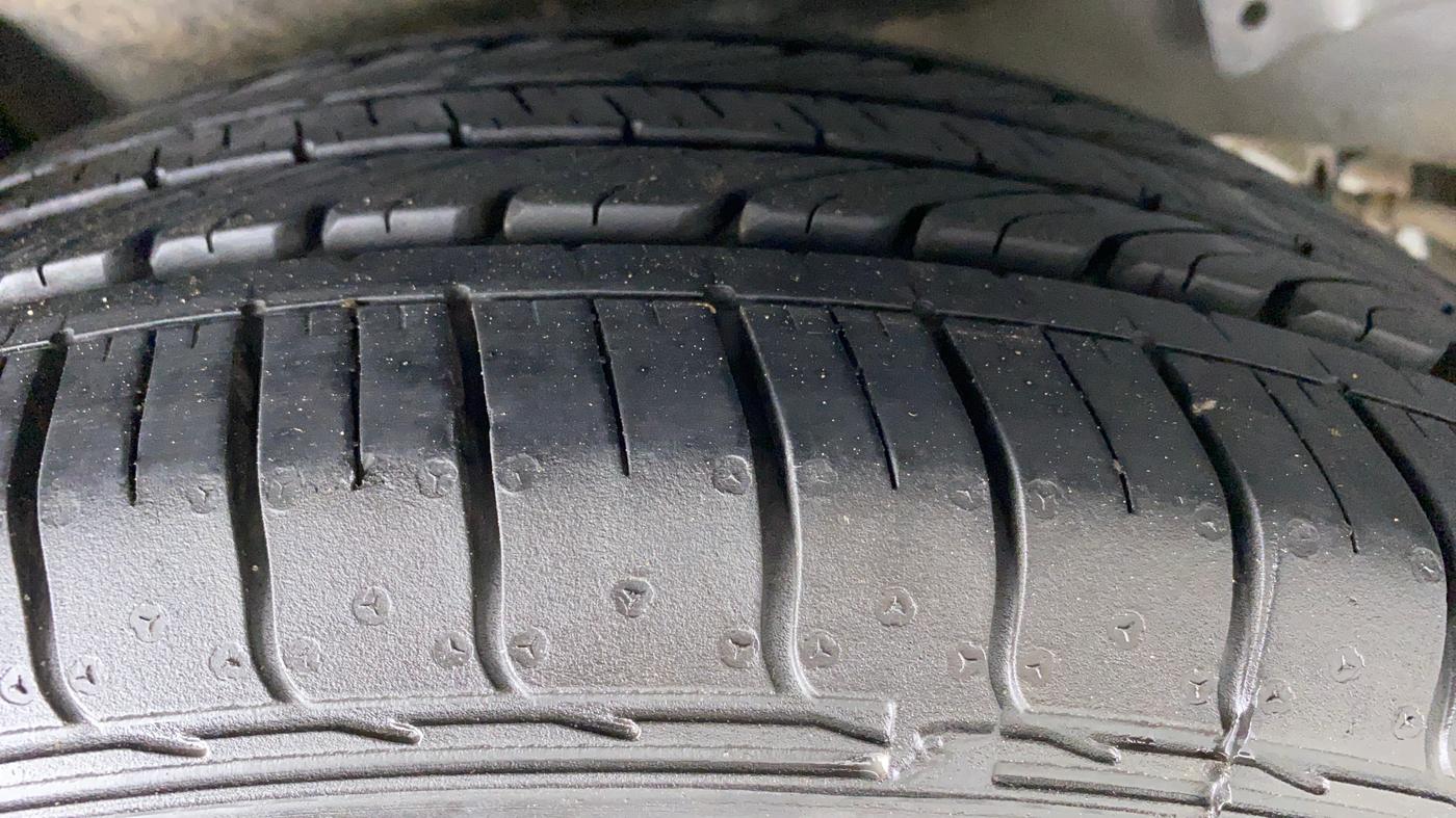 2018 Honda WR-V 1.2 i-VTEC VX MT, Petrol, Manual, 39,128 km, Right Rear Tyre Tread