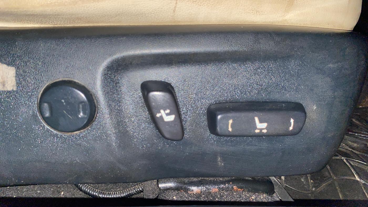2018 Toyota Corolla Altis GL PETROL, Petrol, Manual, 88,507 km, Driver Side Adjustment Panel