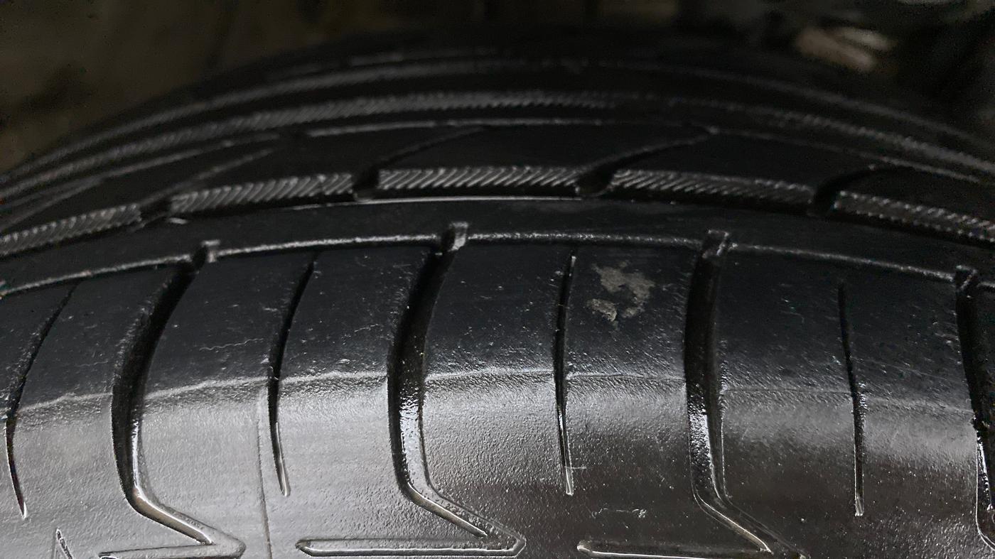 2016 Honda BR-V 1.5L I-VTEC V CVT, Petrol, Automatic, 65,009 km, Right Front Tyre Tread